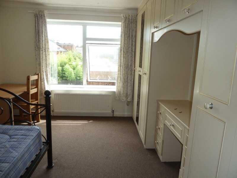 Additional image 5 of 4 Bed Terraced House, Berkeley Close, SO15, N1 7GU