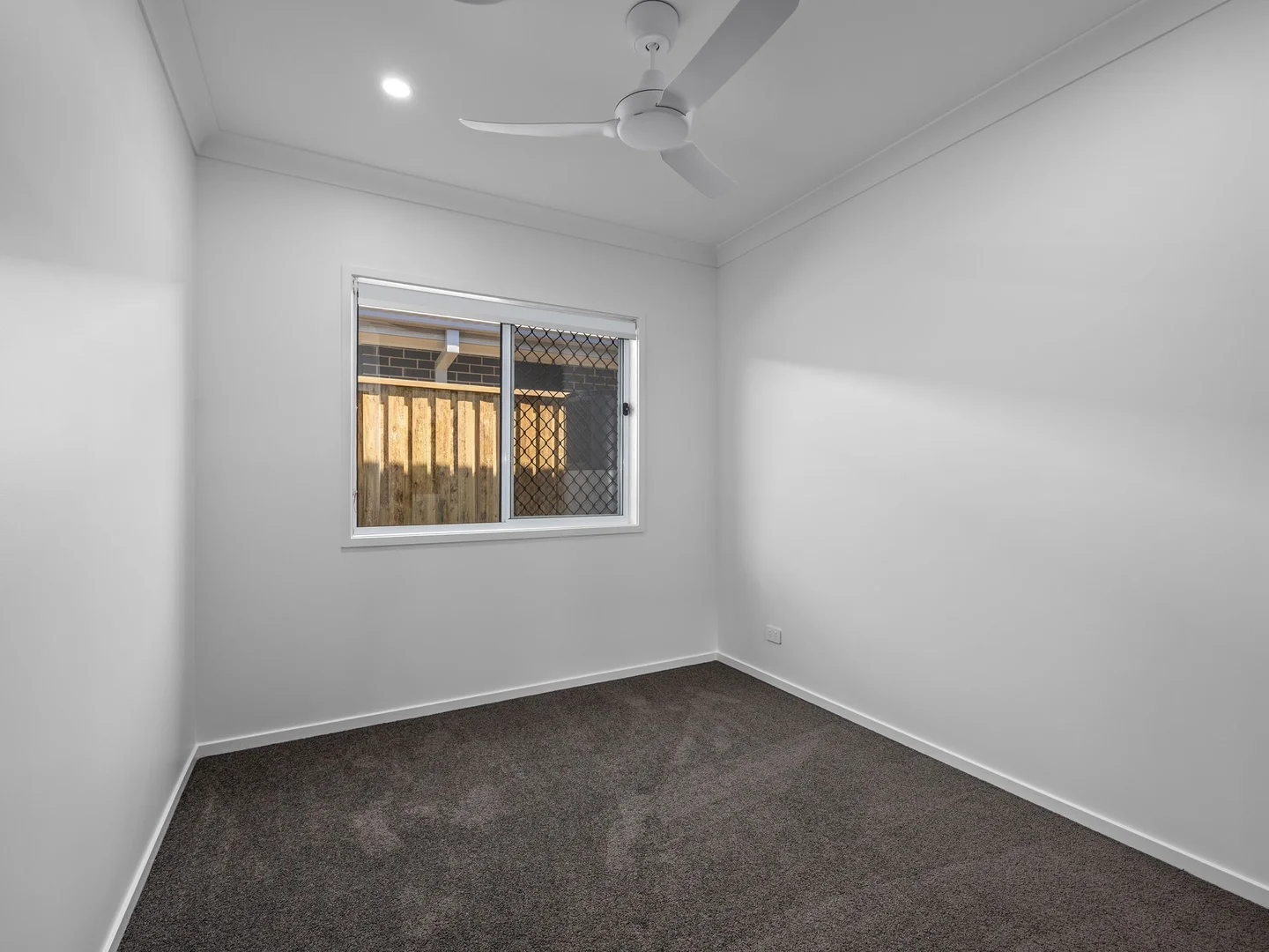 Additional image 10 of 15 Helios St, White Rock QLD 4306