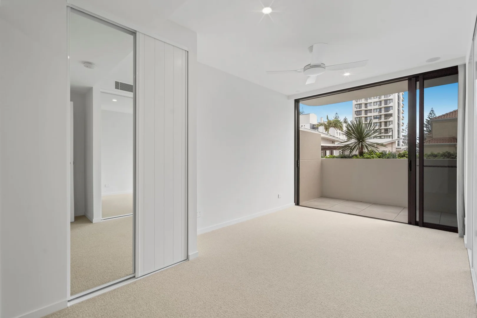Additional image 18 of 110/217 Boundary St, Coolangatta QLD 4225