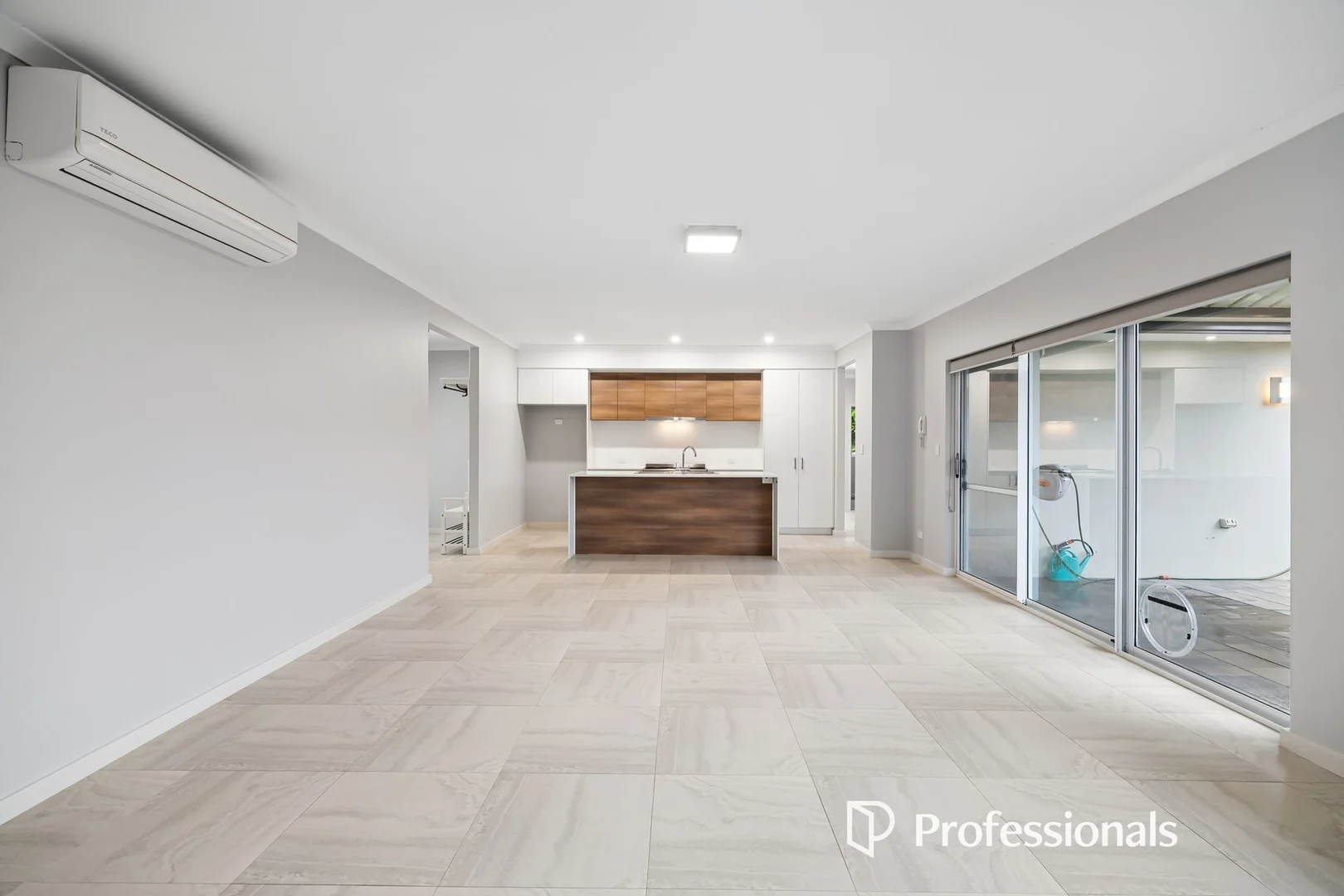 Additional image 5 of 1/75 Hartfield Road, Forrestfield WA 6058