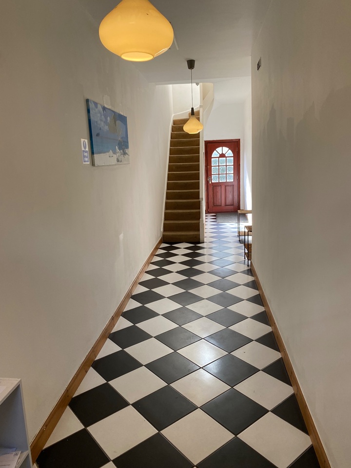 2 Bed Flat, St. Columbas Close, CV1, N1 7GU photo 2