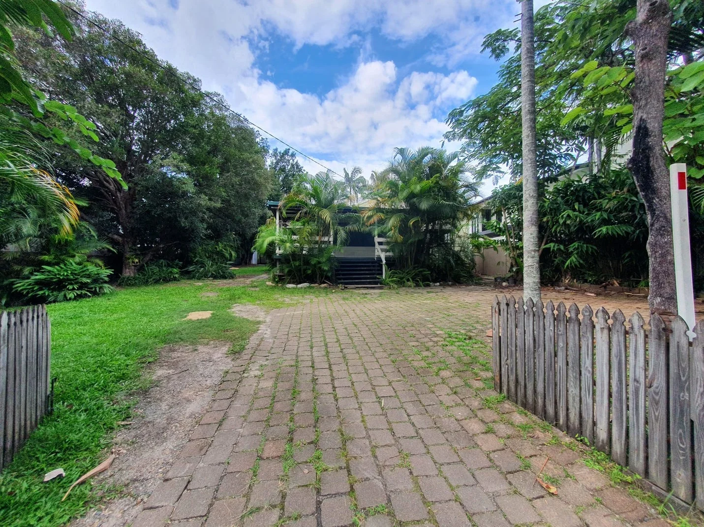 120 Eugaree Street, Southport QLD 4215