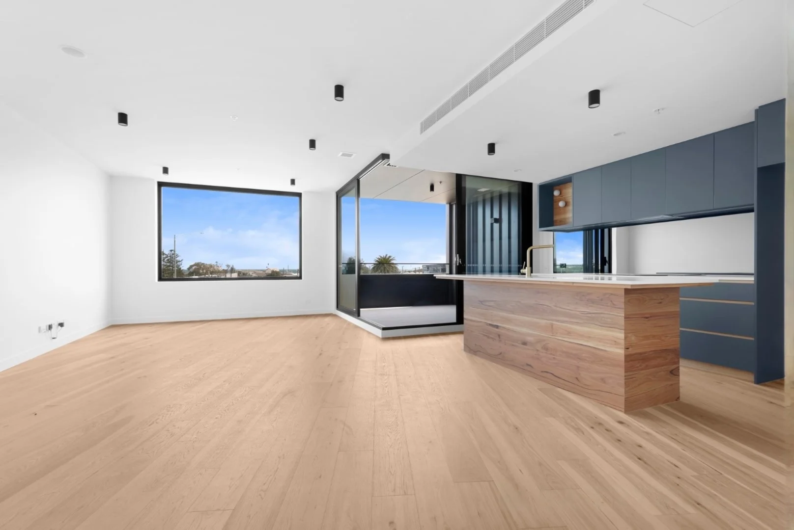 203/557 Main Street, Mordialloc VIC 3195