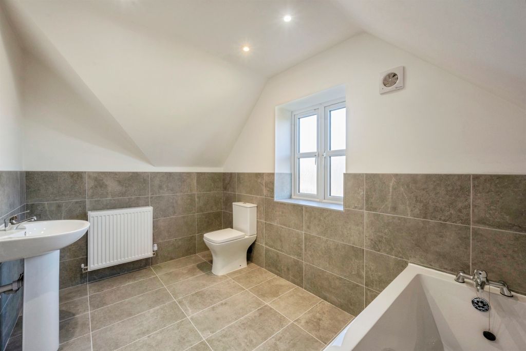 Additional image 13 of 2 bed detached bungalow for saleBrigg Road, Broughton, Brigg DN20