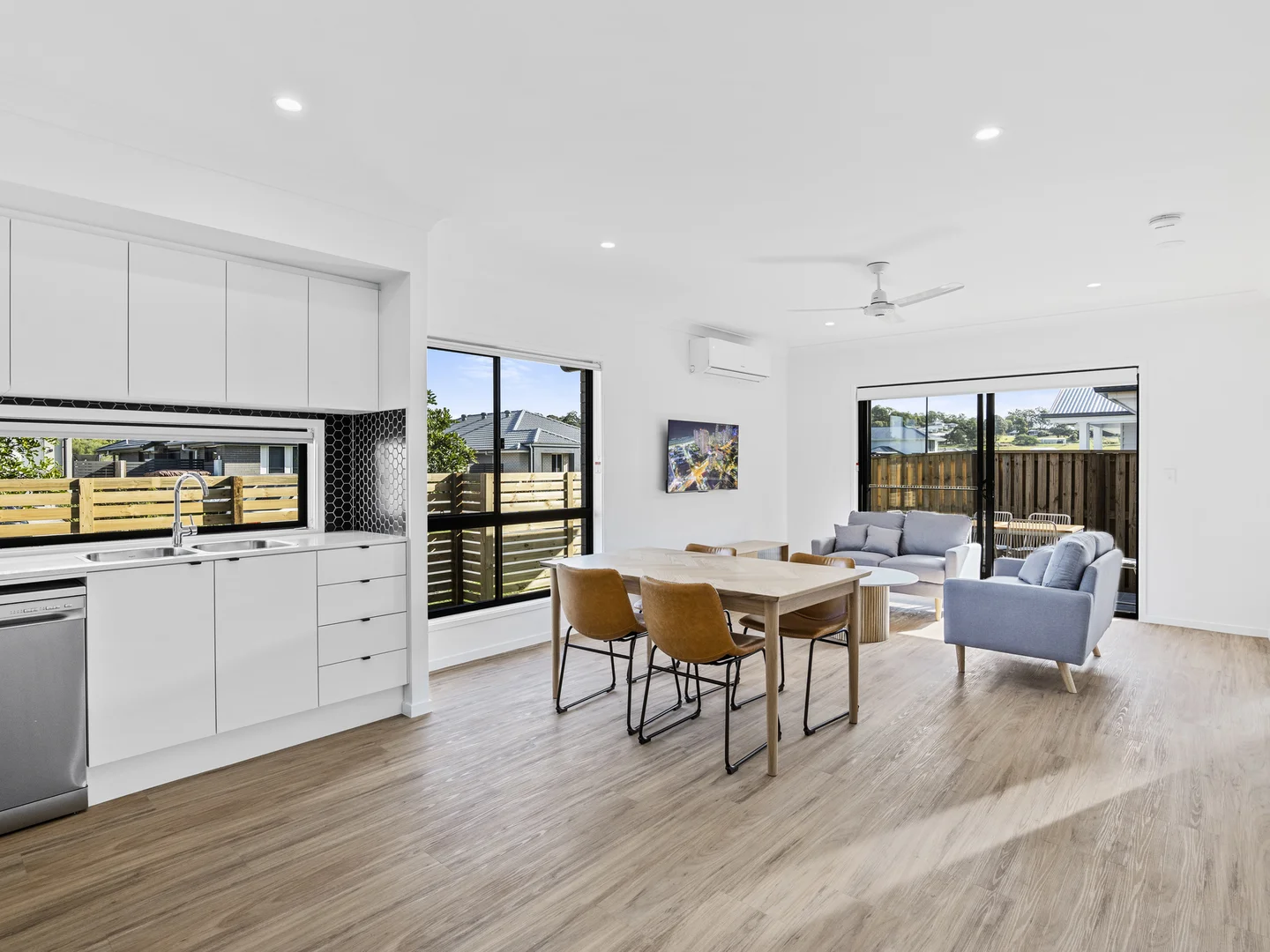 Additional image 8 of 3/9 Tahoe St, Logan Reserve QLD 4133