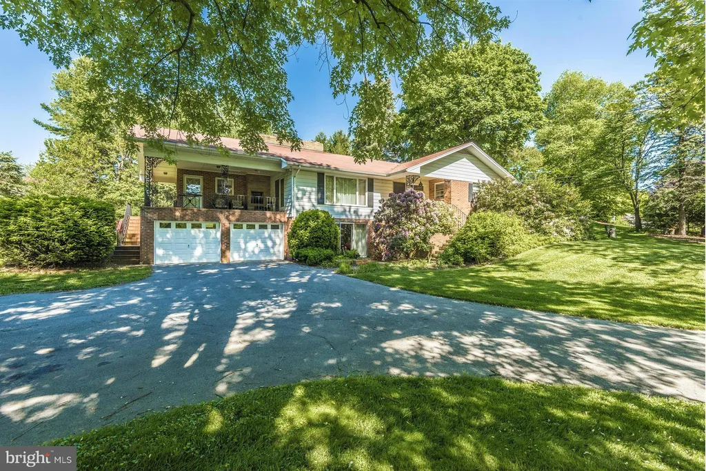 6002 Charlotte Drive, Frederick, MD 21703