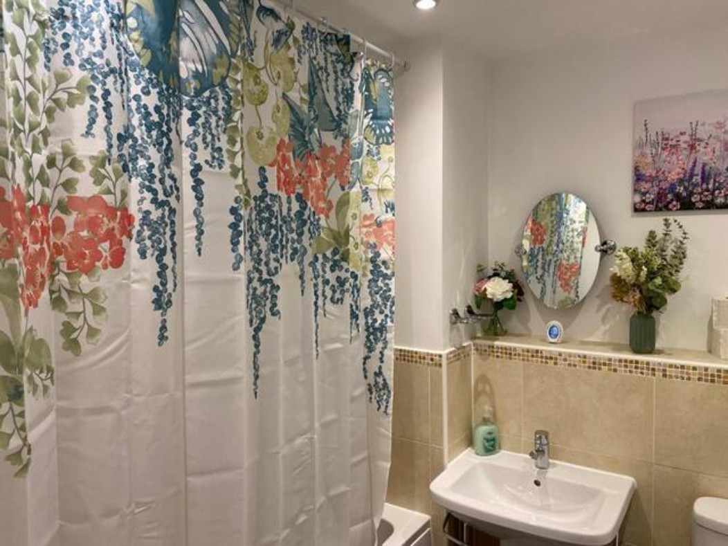 Additional image 20 of 2 Bed Flat, Maltings Close, CB5, N1 7GU