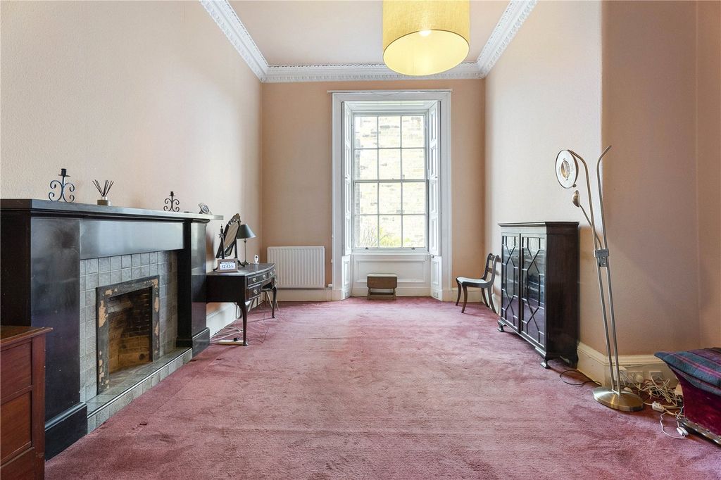 Additional image 12 of 4 bed flat for saleClarendon Crescent, West End, Edinburgh EH4