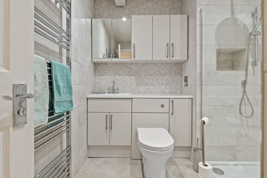Additional image 10 of 2 bed flat for saleAnnfield Gardens, Stirling FK8