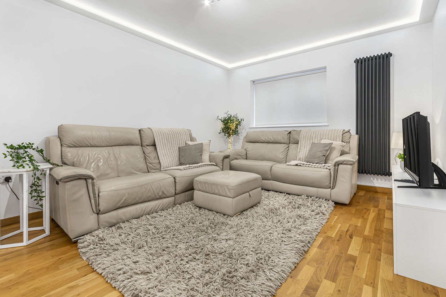 3 Bed Semi-Detached House, Hove Park Villas, BN3, N1 7GU photo 4