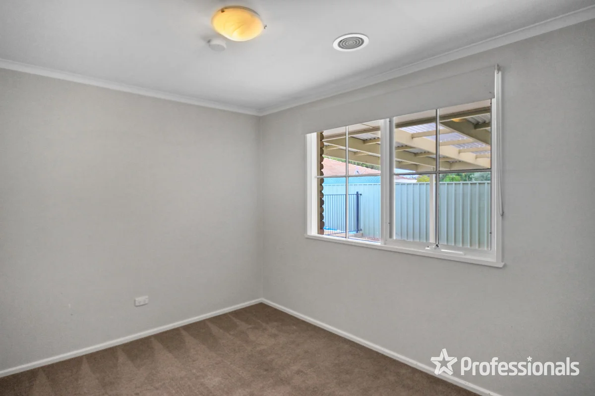 Additional image 12 of 6 Nandina Avenue, Lake Albert NSW 2650