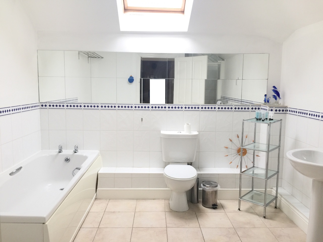 Additional image 25 of 4 Bed Semi-Detached House, Elfleda Road, CB5, N1 7GU