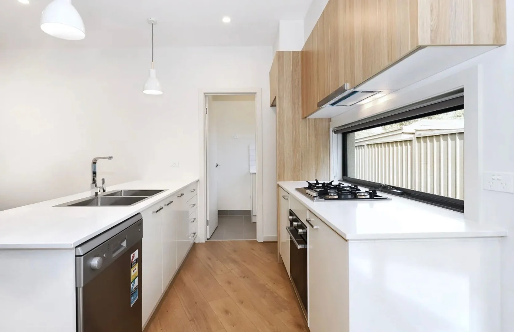4/17 Henderson Rd, Tullamarine VIC 3043