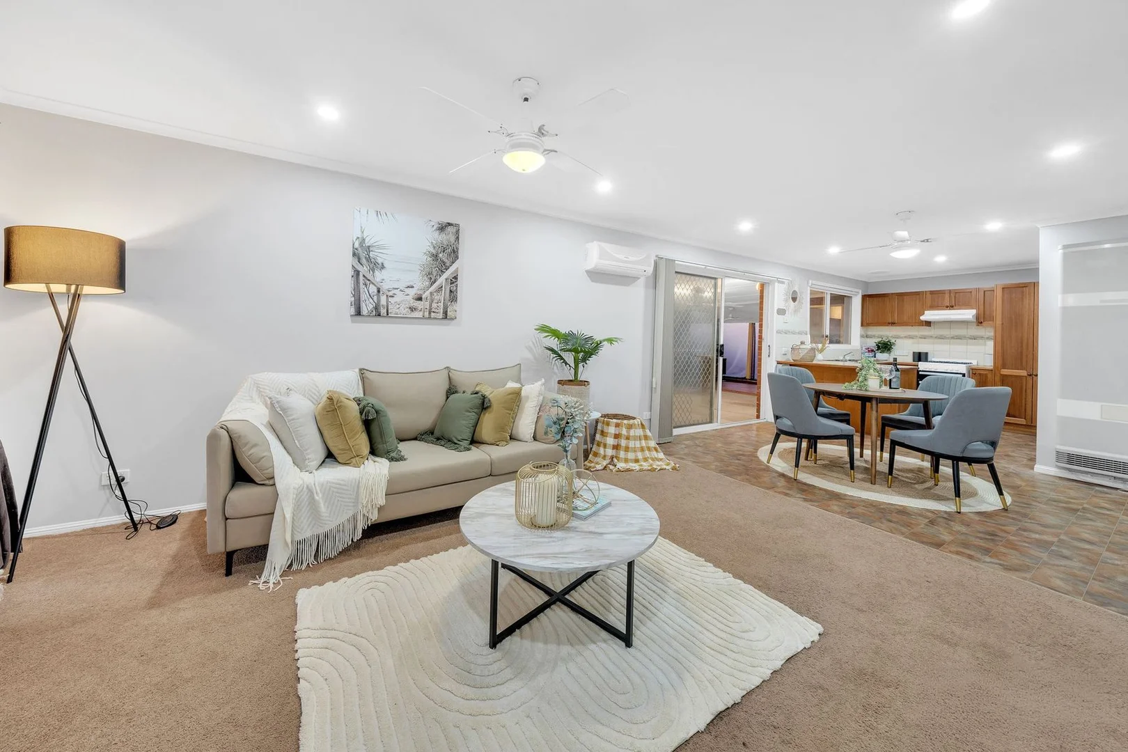 5 Kismet Close, Cranbourne West VIC 3977 photo 4