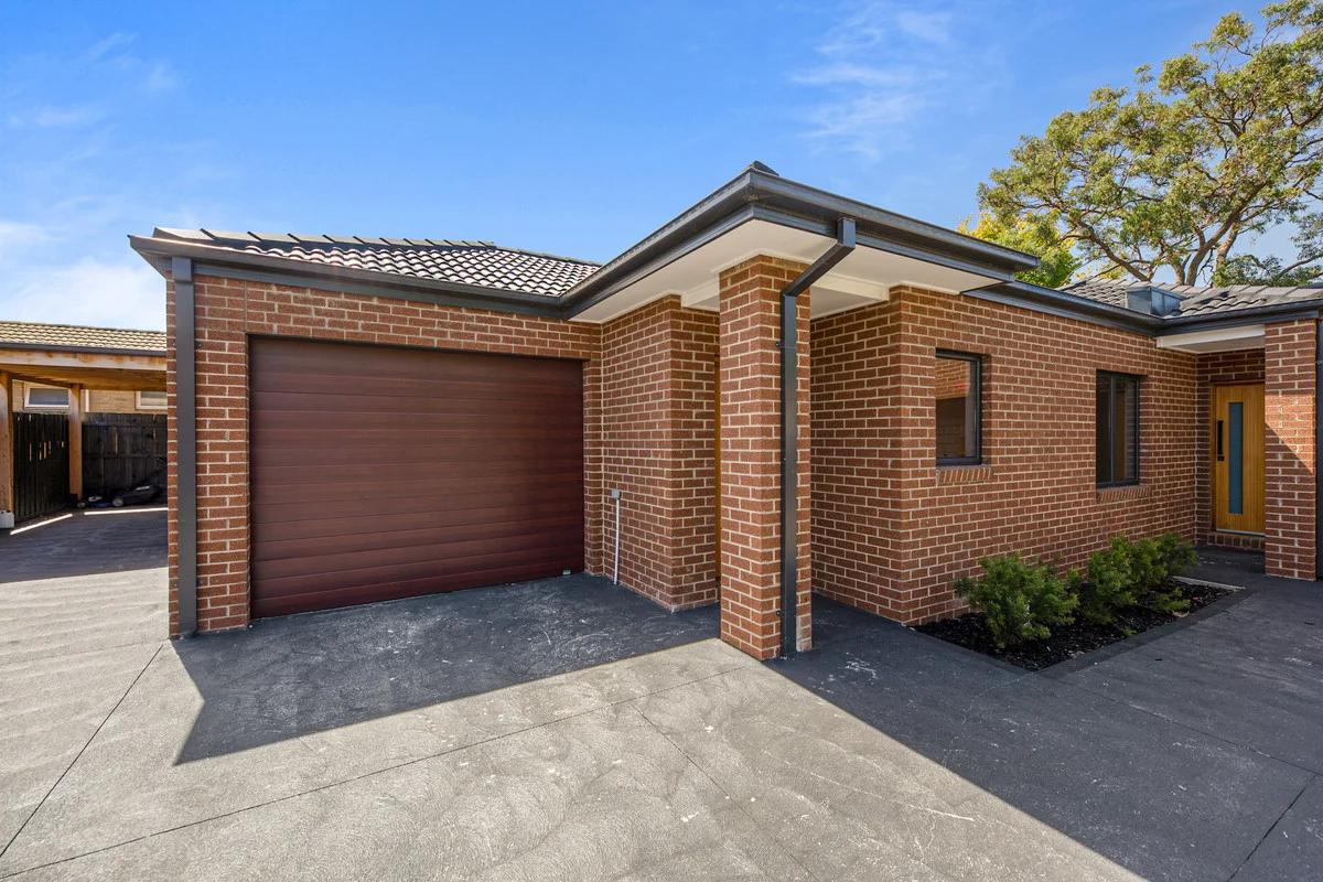 2/37 Mansfield St, Berwick VIC 3806