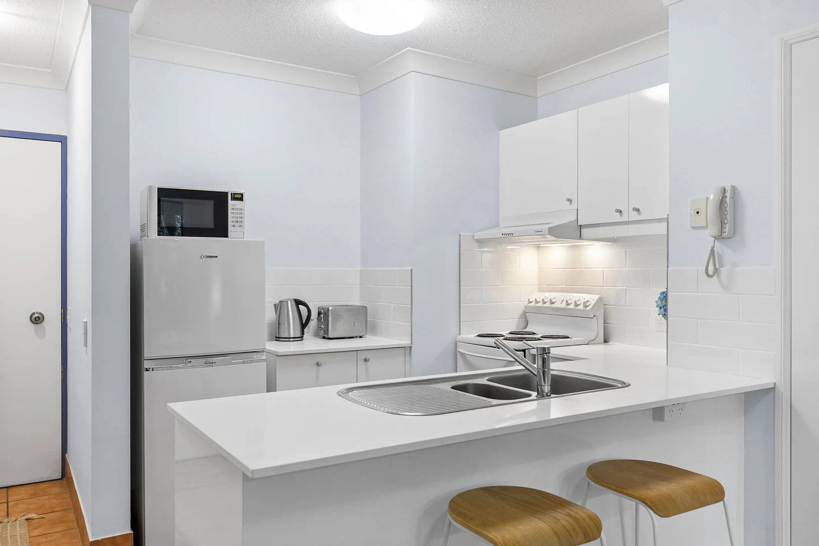 Additional image 2 of 10/20 Anne Avenue, Broadbeach QLD 4218