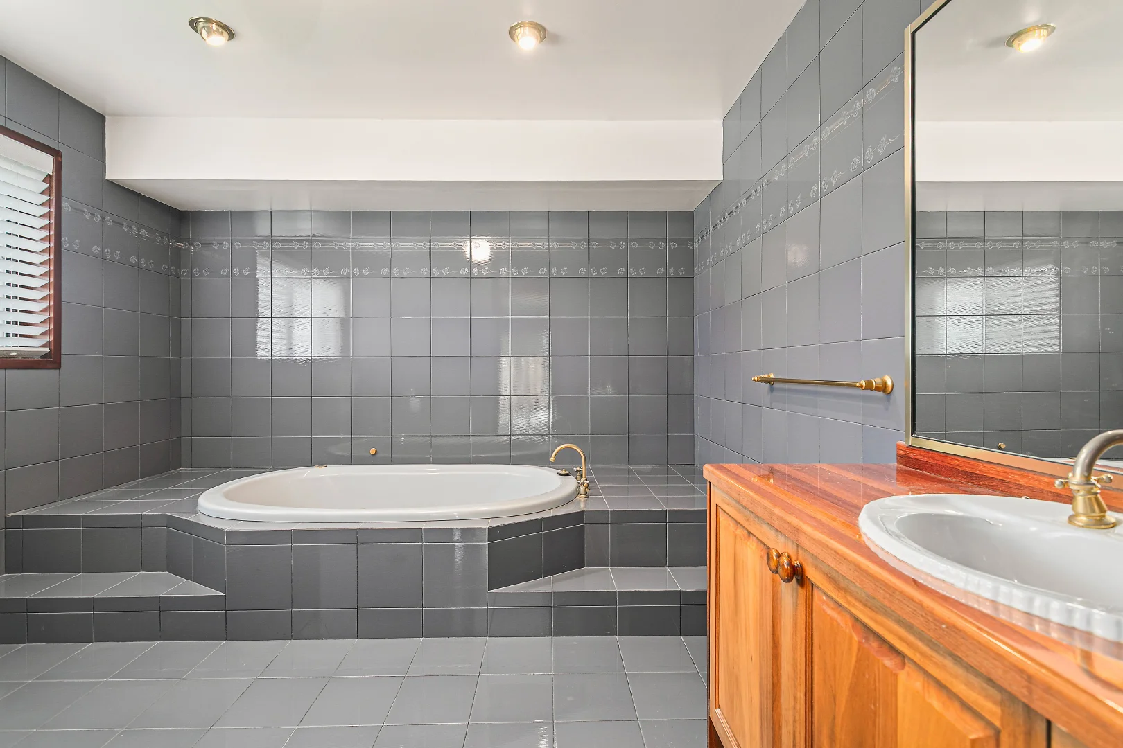 Additional image 6 of 12 Jarrah Close, Alfords Point NSW 2234