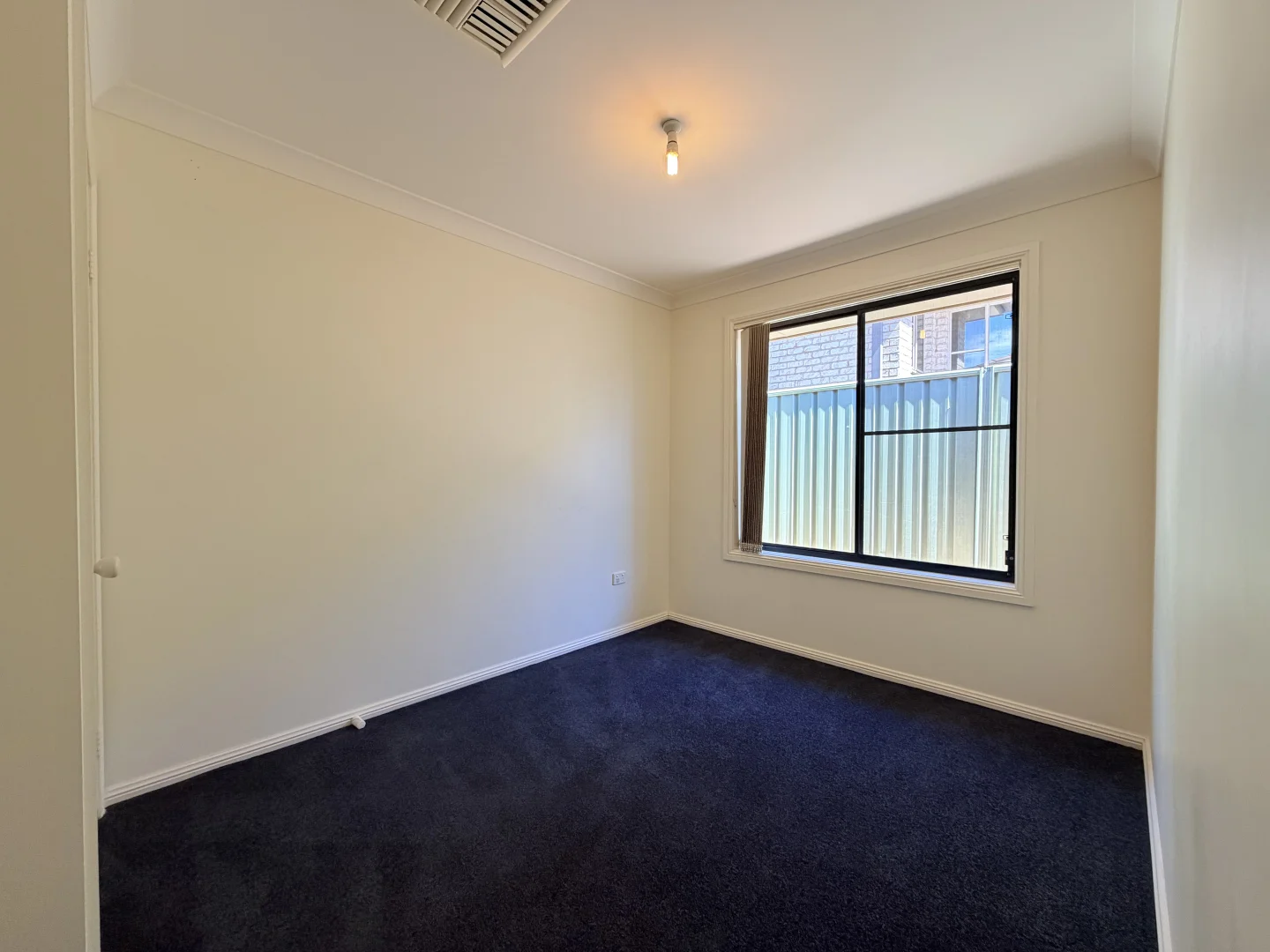 Additional image 8 of 2 Vaucluse Place, Parkes NSW 2870