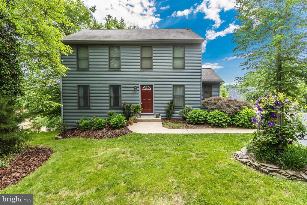 7203 Paddock Court, New Market, MD 21774