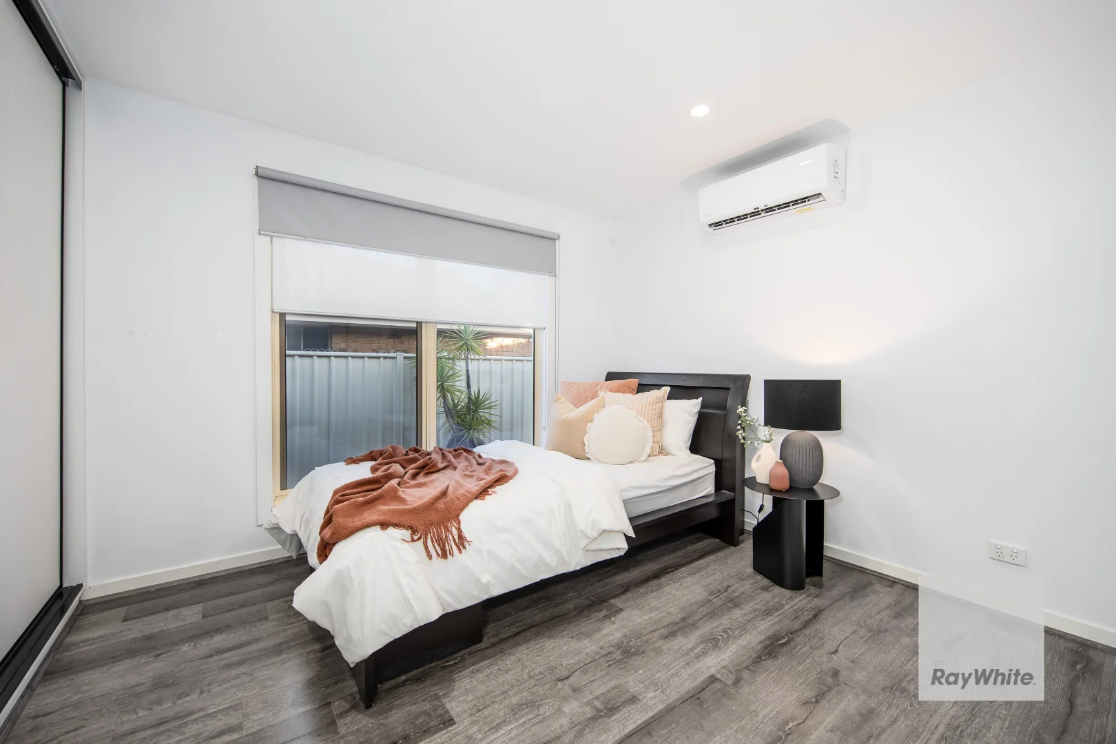 Additional image 16 of 33 Nepean Way, Taylors Hill VIC 3037