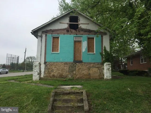 5804 Ethelbert Avenue, Baltimore, MD 21215 photo 2