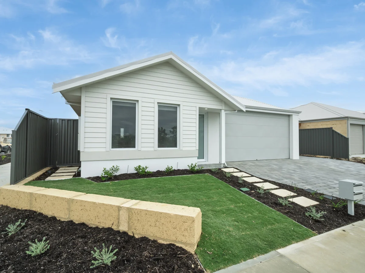 Additional image 2 of 1A Chestnut Way, Eglinton WA 6034