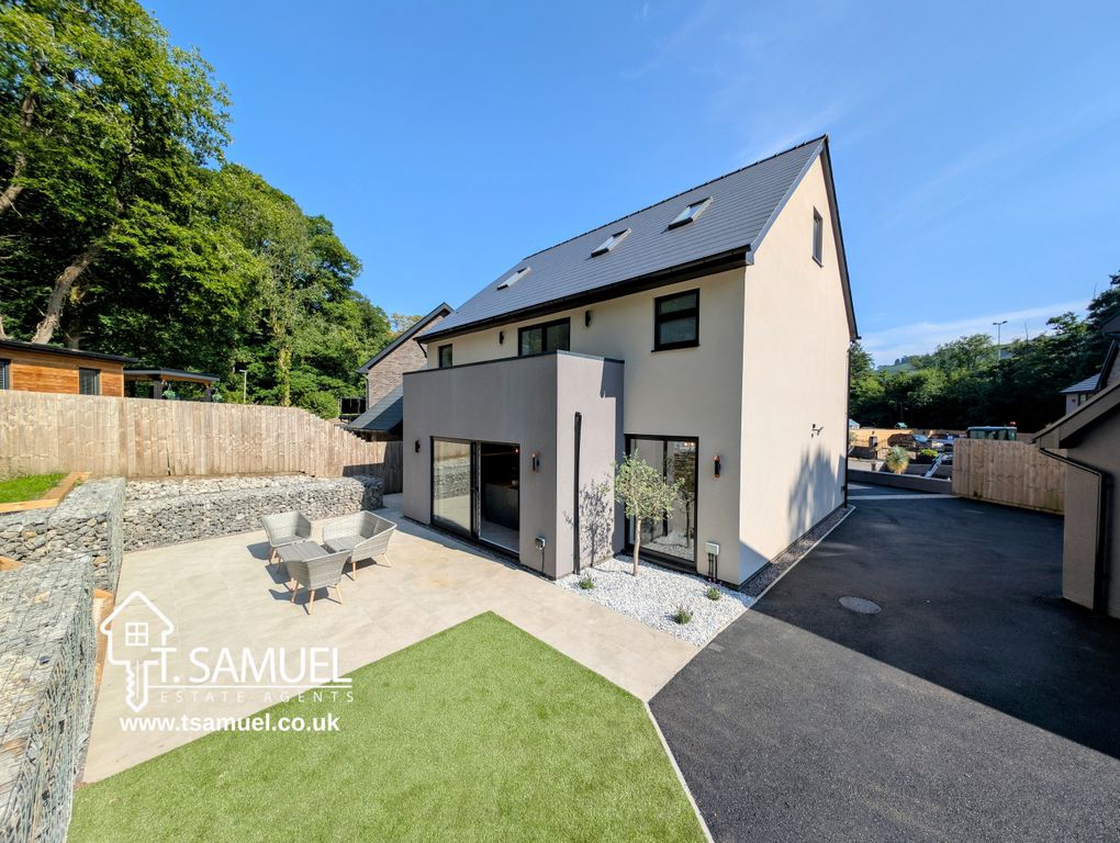 Additional image 78 of 5 bed detached house for saleThe Oaks, Trem Y Dyffryn, Mountain Ash CF45