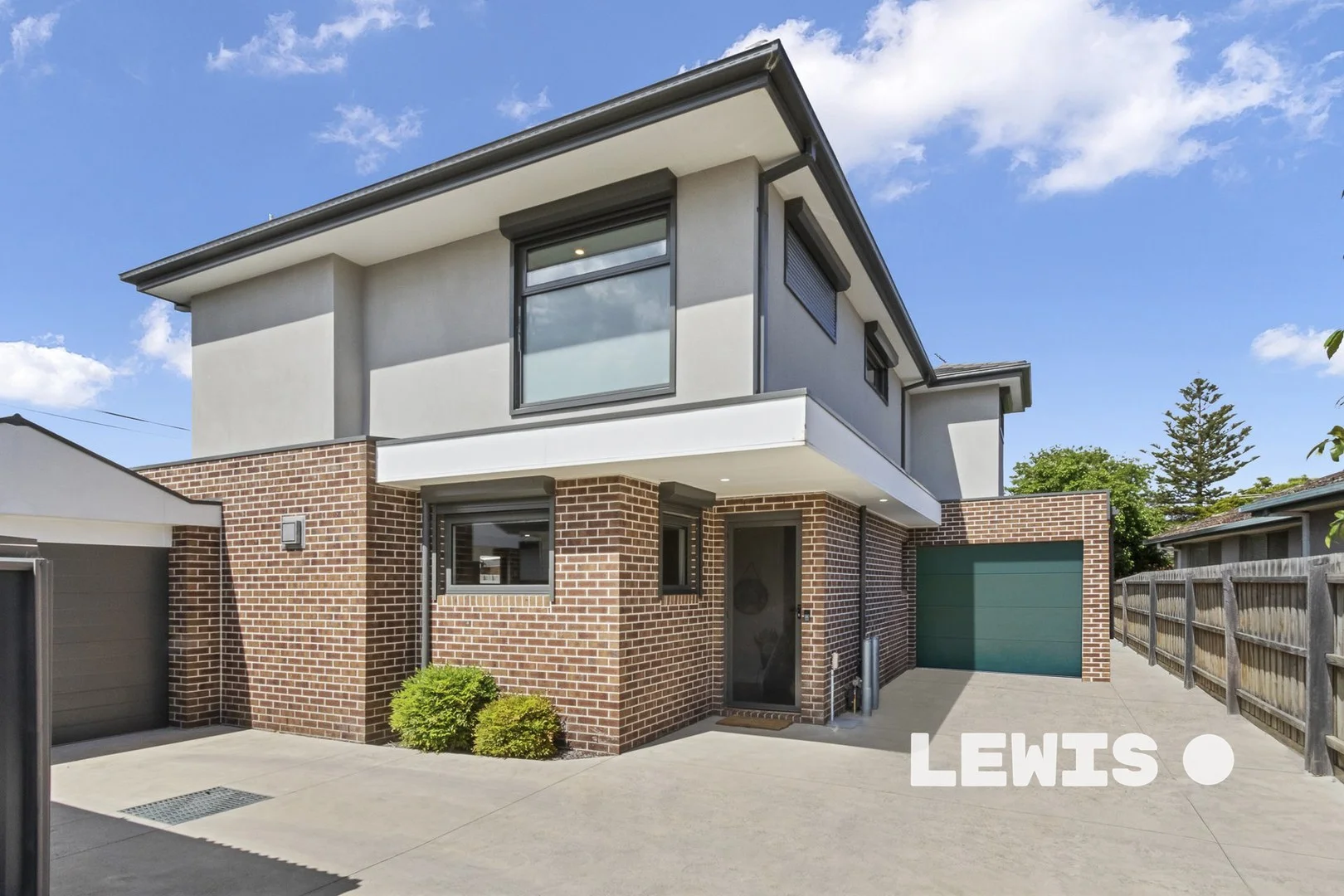 2/72 Cheddar Rd, Reservoir VIC 3073