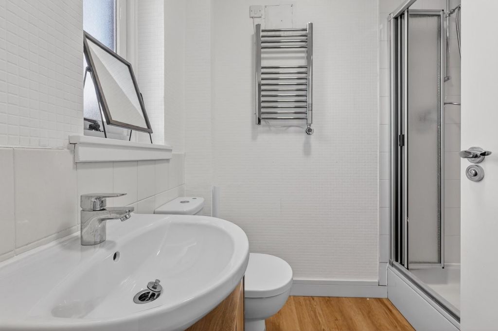 Additional image 11 of 2 bed flat for saleCurlinghall, Largs KA30
