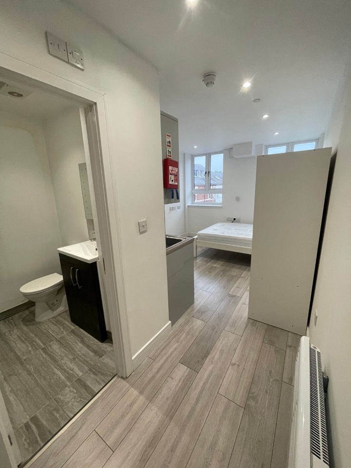Additional image 8 of Studio Flat, Queens Road, CV1, N1 7GU