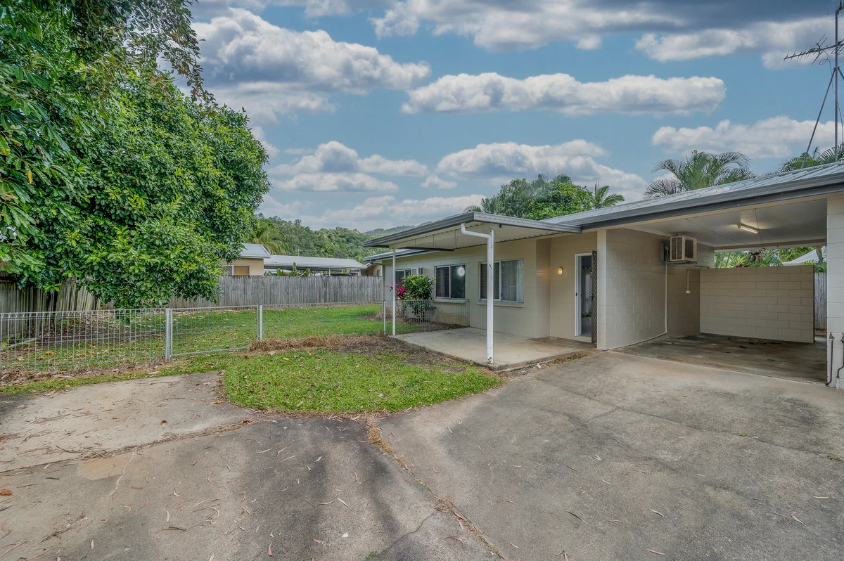 15b Marino Street, Whitfield QLD 4870