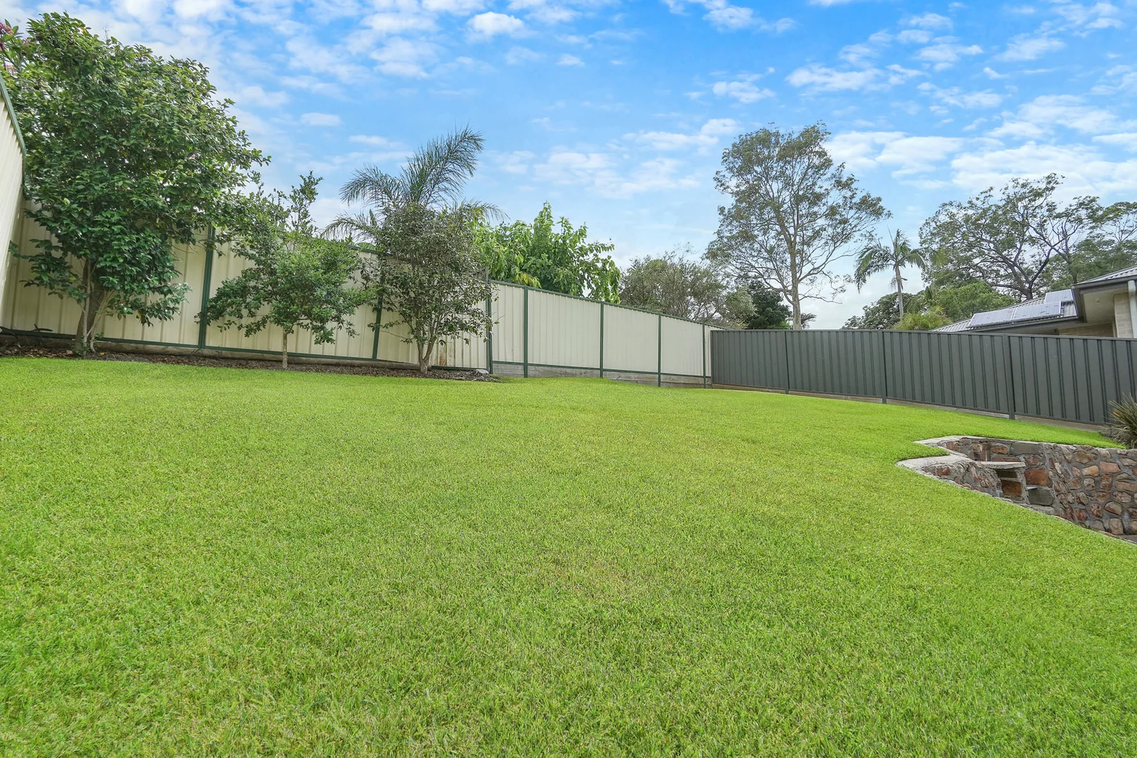 Additional image 23 of 10 Roy Ave, Bolton Point NSW 2283