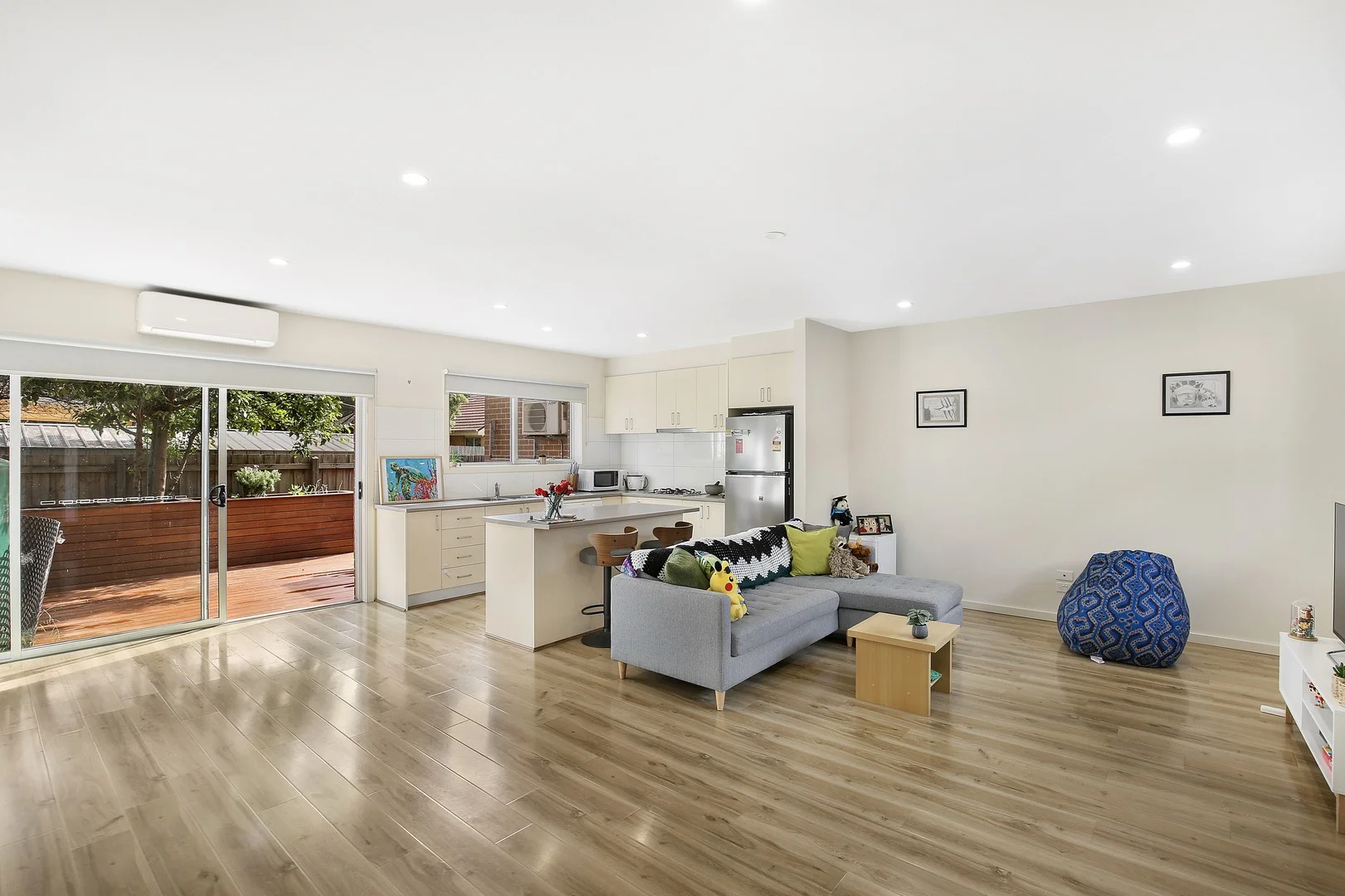 Additional image 2 of 2/42 Eisenhower Street, Reservoir VIC 3073