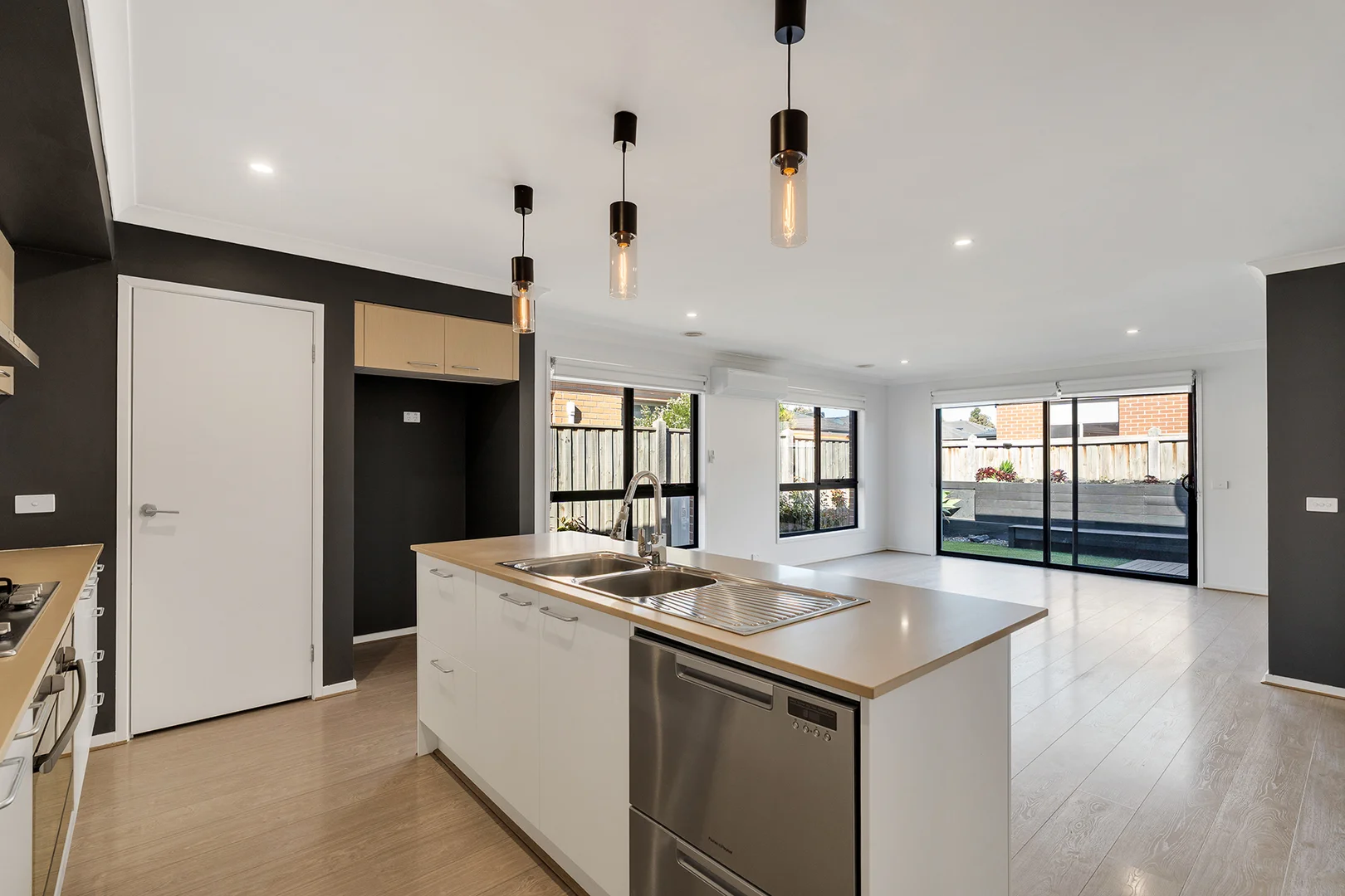 Additional image 2 of 15 Bedford Way, Mickleham VIC 3064