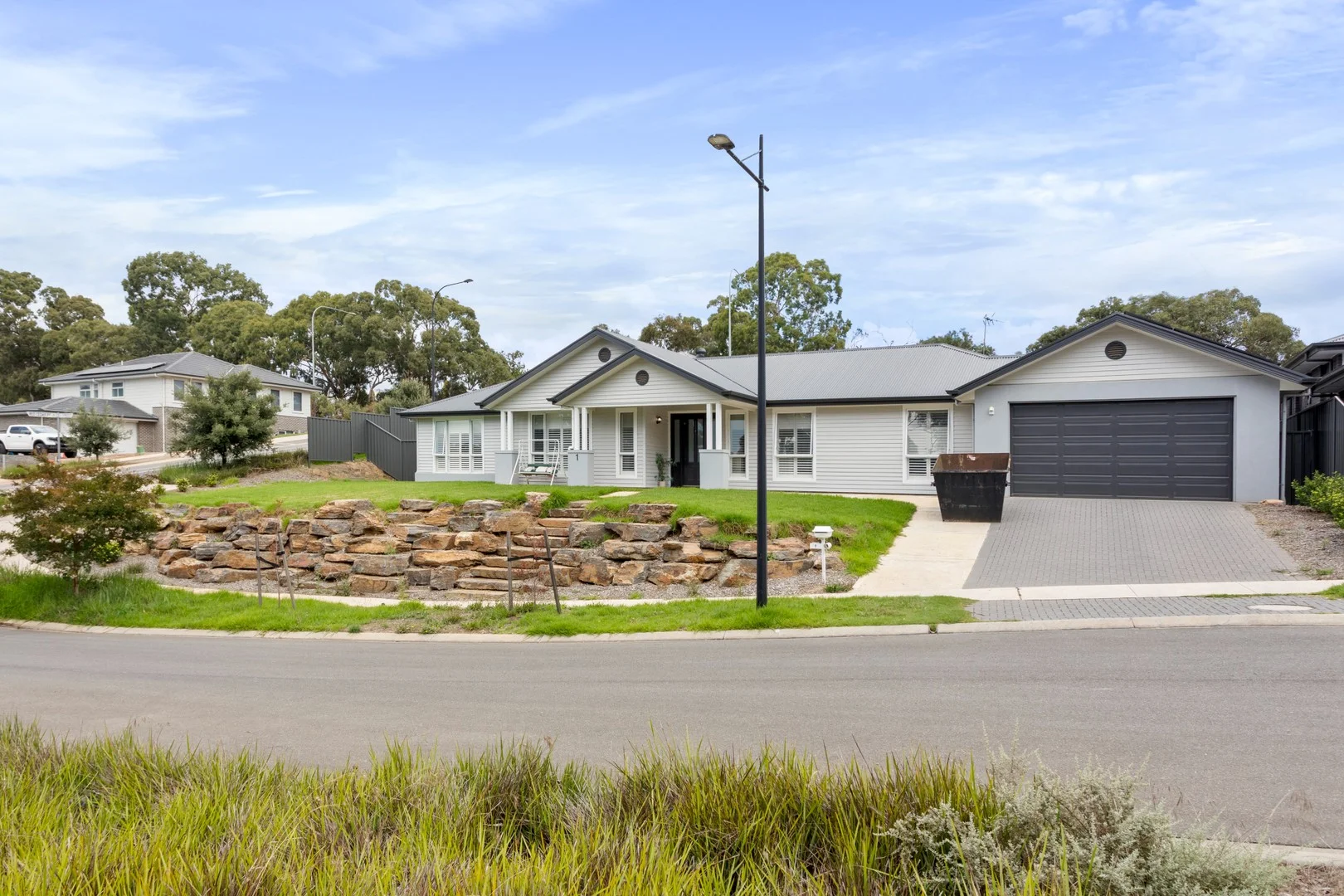 1 Cypress Gr, Mount Barker SA 5251