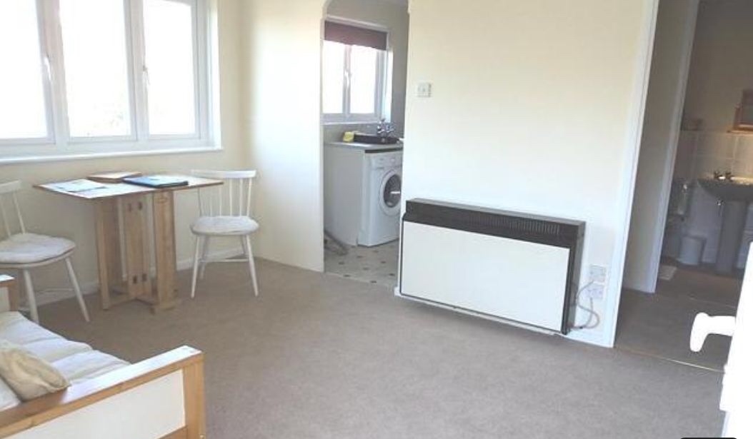 Additional image 3 of Studio Flat, Springford Gardens, SO16, N1 7GU