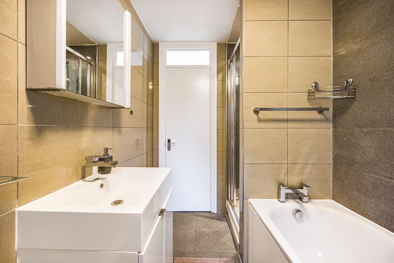 Room in a Shared Flat, Rectory Square, E1, N1 7GU photo 3