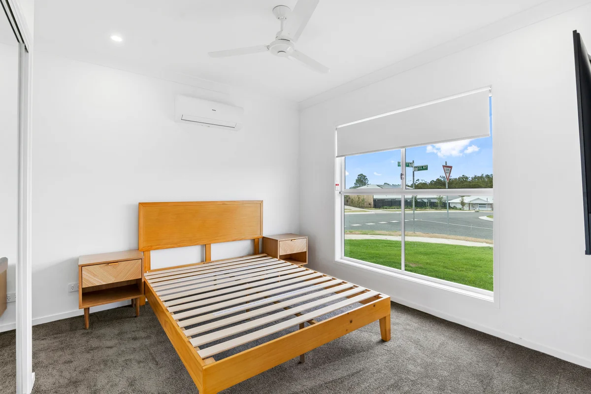 3/34 Zeil Way, White Rock QLD 4306 photo 2