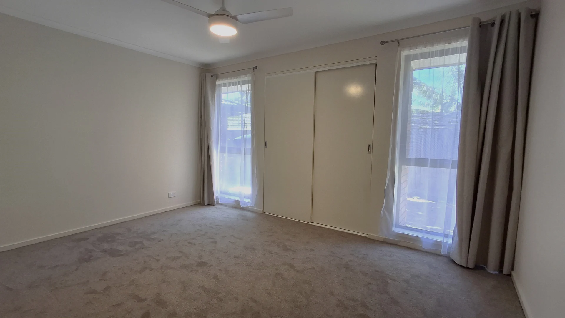 93 Braund Ave, Bell Post Hill VIC 3215 photo 2