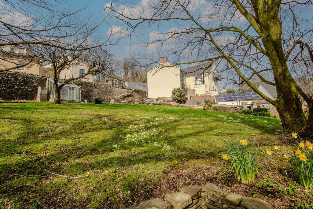 Additional image 43 of 5 bed villa for saleHigh Street, Pontyclun CF72
