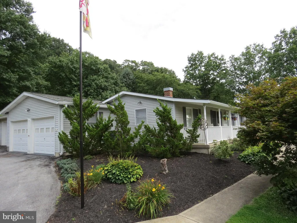 7943 Dollyhyde Road, Mount Airy, MD 21771