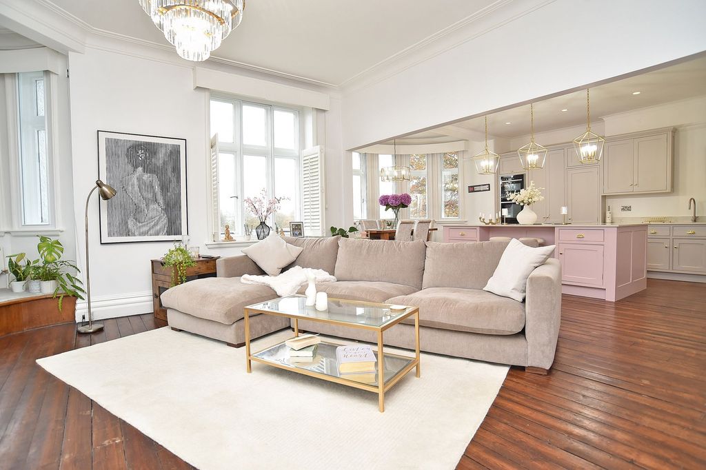 Additional image 16 of 3 bed flat for saleLeeds Road, Harrogate HG2
