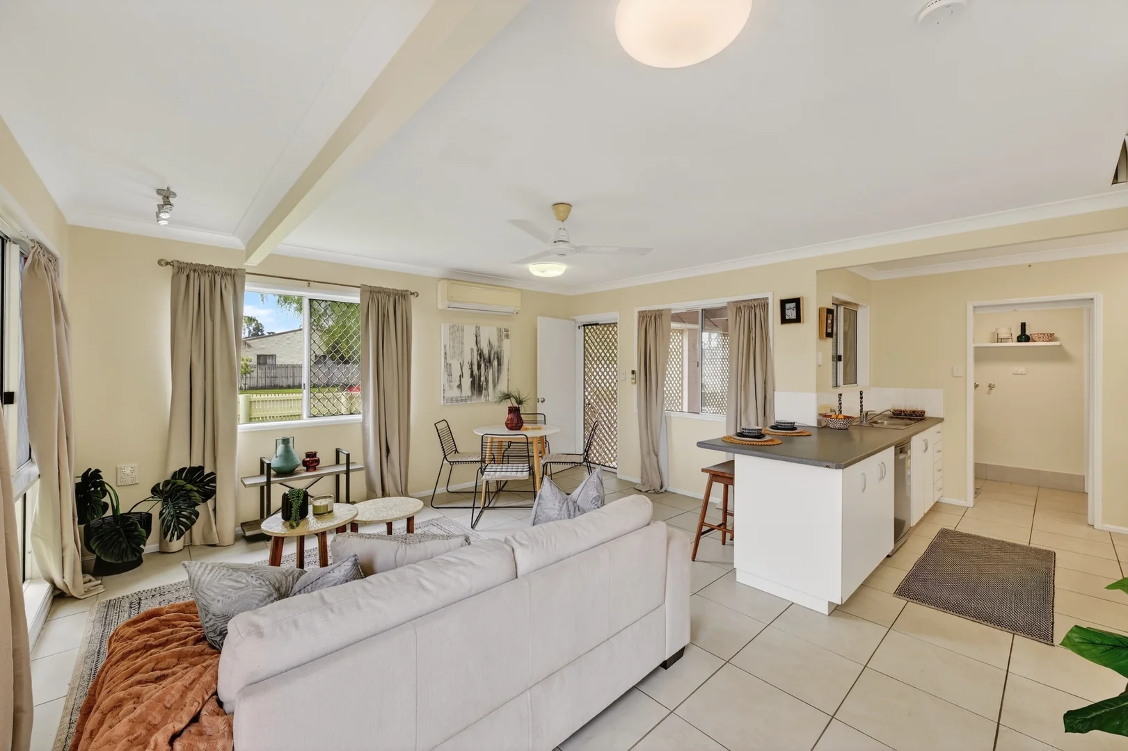 Additional image 3 of 1/22 Gladstone Street, Pimlico QLD 4812