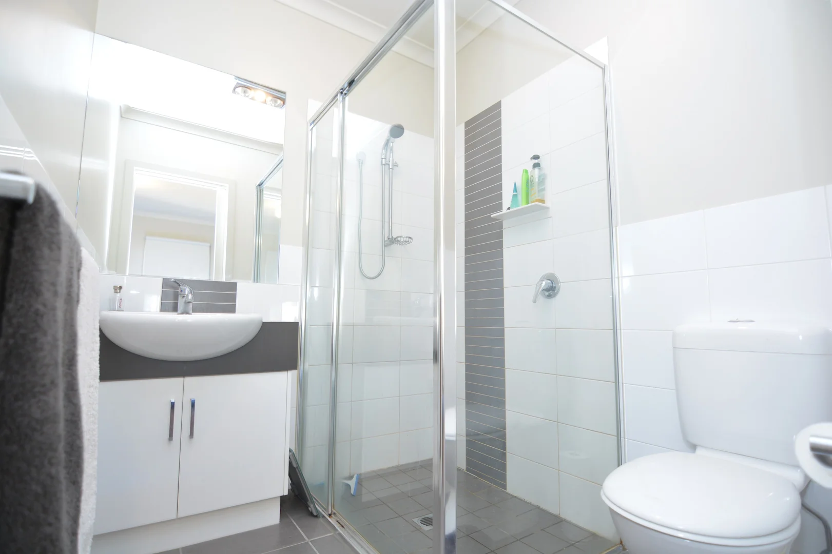 1/8 John Monash Boulevard, Mildura VIC 3500 photo 3