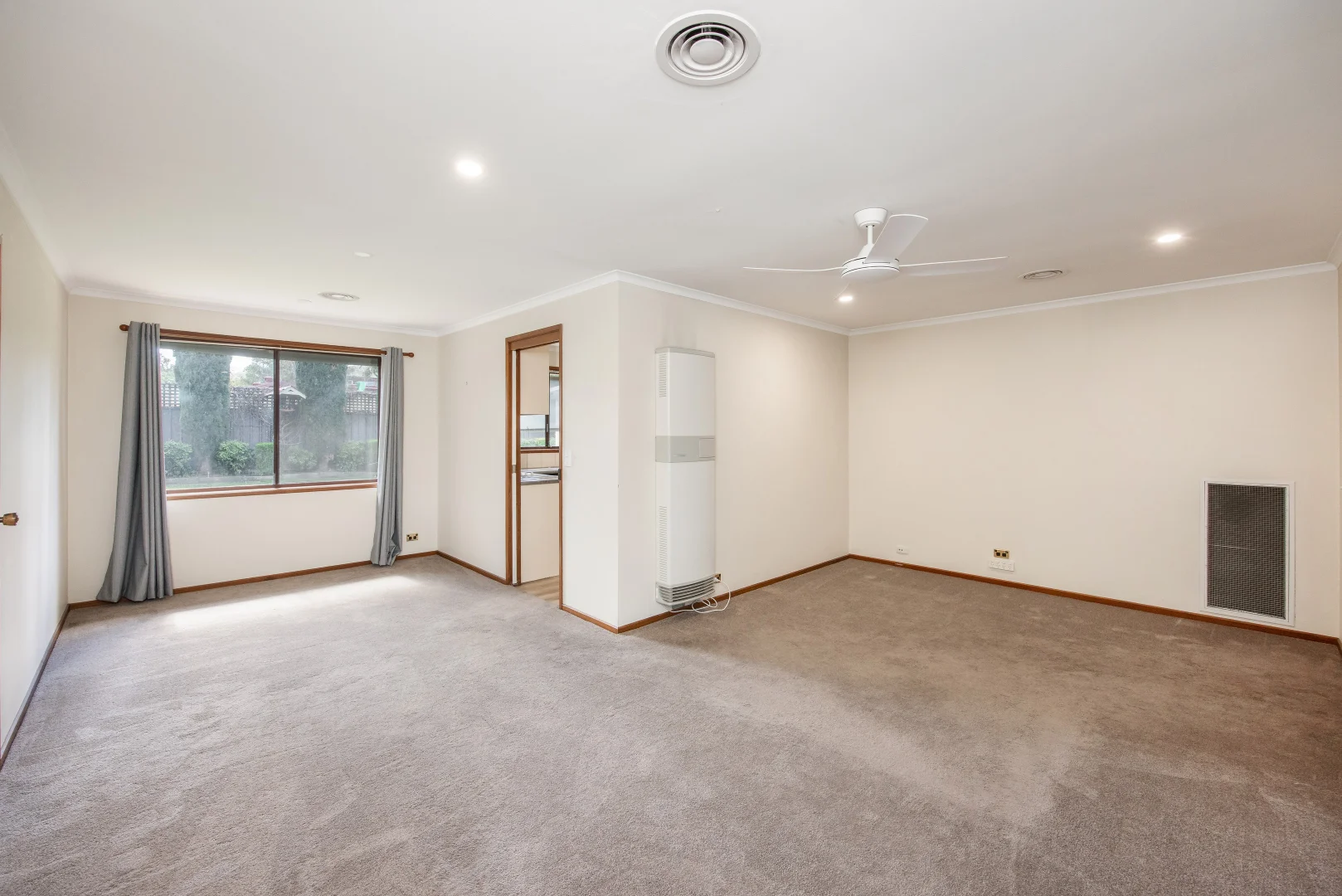 Additional image 2 of 572 Iluka Crescent, Lavington NSW 2641
