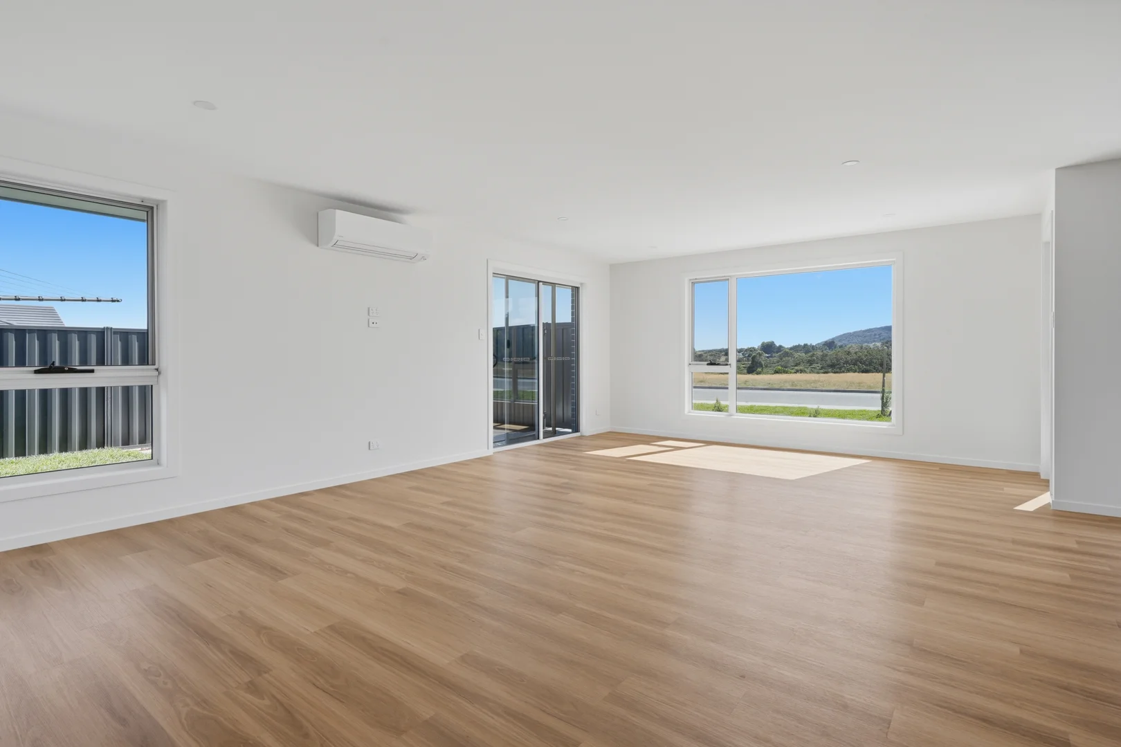 Additional image 5 of 2/10 Pimelea Close, George Town TAS 7253