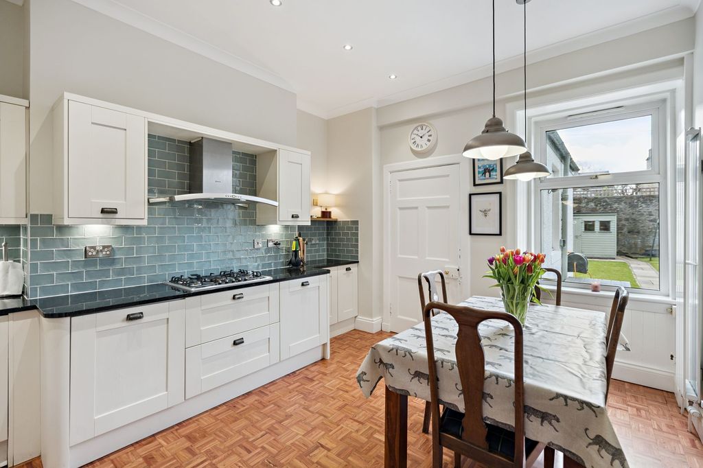 Additional image 3 of 4 bed end terrace house for saleArgyll Avenue, Stirling FK8