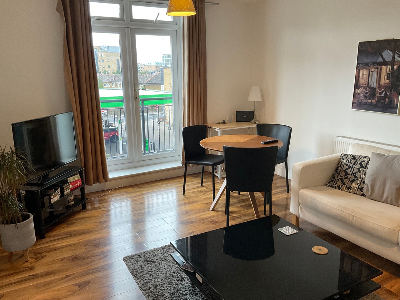 Room in a Shared Flat, Cornerstone Court, E1, N1 7GU photo 3