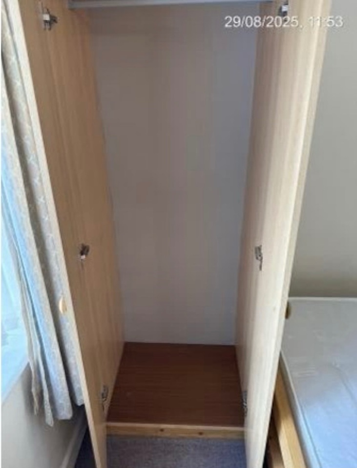Room in a Shared House, Isfield Road, BN1, N1 7GU photo 3