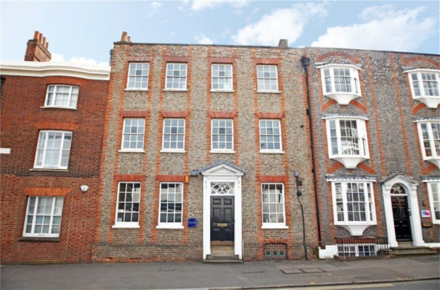 1 Bed Flat, Castle Street, RG1, N1 7GU